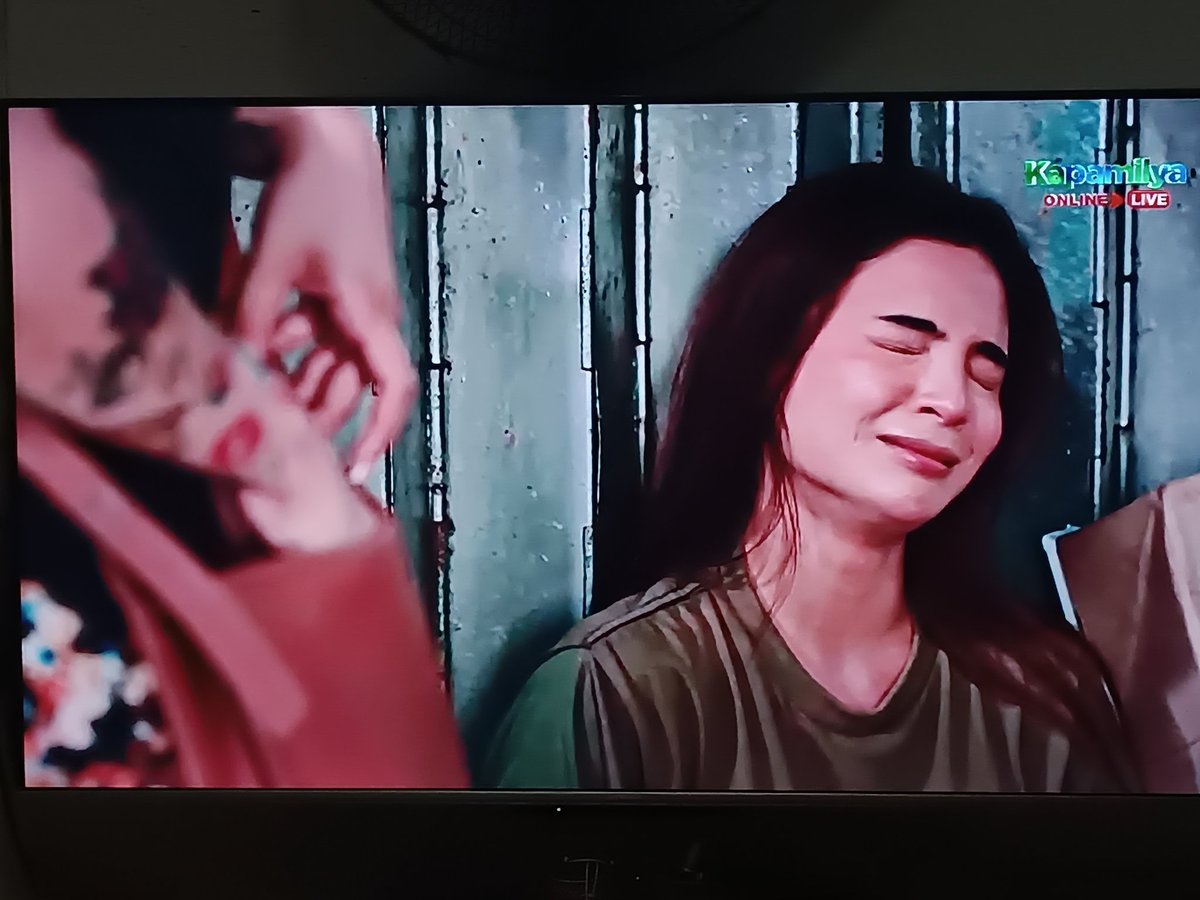 jhennizertdc's tweet photo. Mokang imagining her debut vs. Mokang after ma-snatch-an... 

Charot @LoviPoe 🥲🤣 https://t.co/ucuF6c2O30