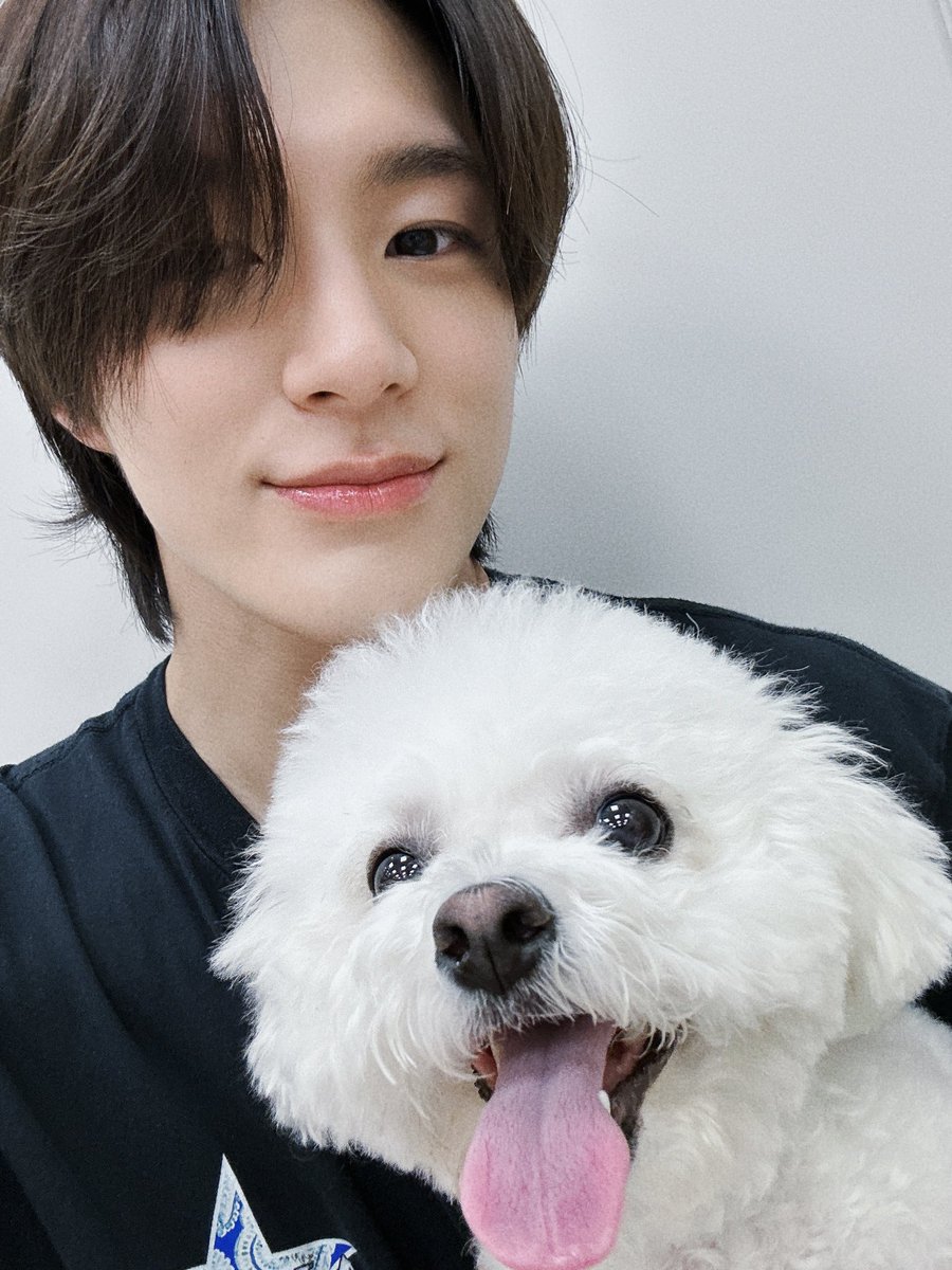 Ndream__825's tweet photo. 악!!!! https://t.co/cgXt2zXtS7