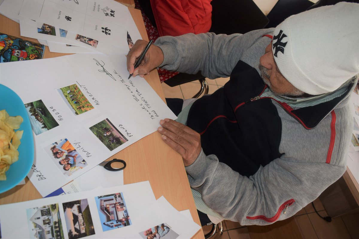 IOMWBalkans's tweet photo. Our Info Sessions for migrants continue to be rolled-out throughout the #WesternBalkans, with the first session launched by @IomSkopje in Vizbegovo Reception Center 🇲🇰
Empowering migrants by raising awareness and informing them of their rights and resources available.
#WBAware https://t.co/Vo8fNNQLCO
