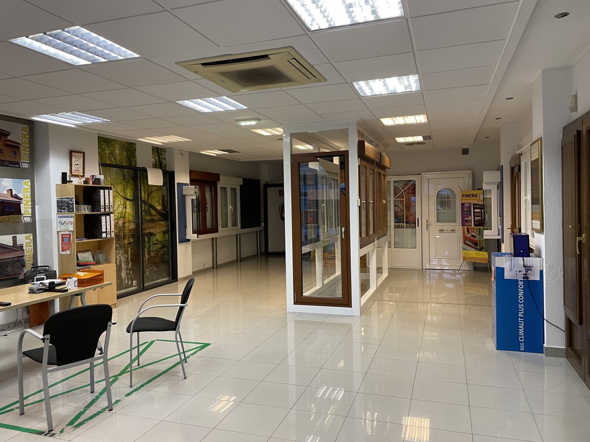 ventanaspinera's tweet photo. Con la nueva disposición de la #expoCosta95 buscamos una mayor amplitud para dar un ambiente más cálido a nuestros clientes

La intención de la misma además es tener y poder mostrar productos itinerantes en el tiempo para darle el mayor dinamismo posible

Ven a vernos https://t.co/zMe85fwS8j