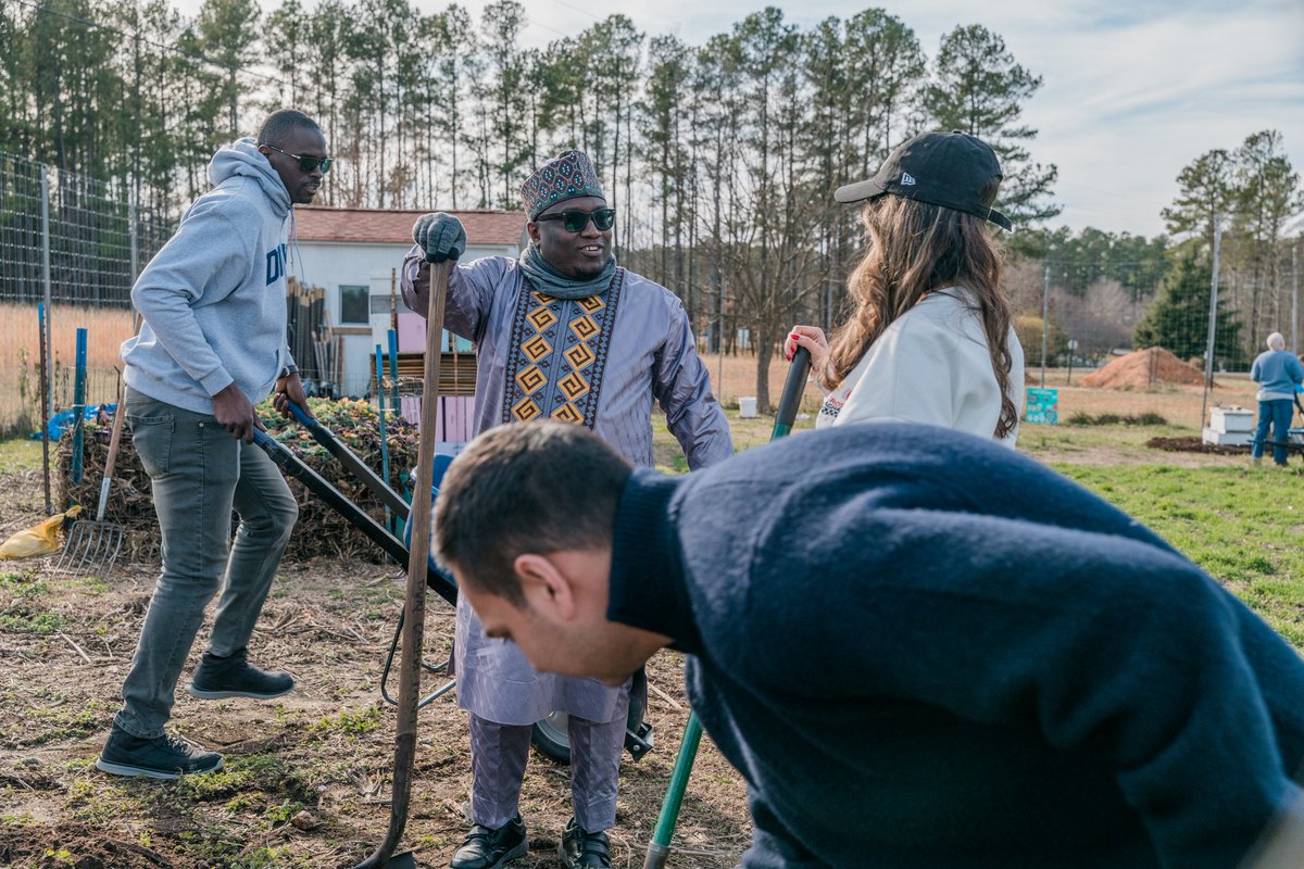 DukeDivinity's tweet photo. The "Faith for Our Planet" conference @DukeU brought together young faith leaders from around the world to connect, look to their own faith traditions for guidance and hope, and share strategies for responding to the climate crisis.
https://t.co/zxuN4Mblol #DukeClimateCommitment https://t.co/xoO8rytWsH