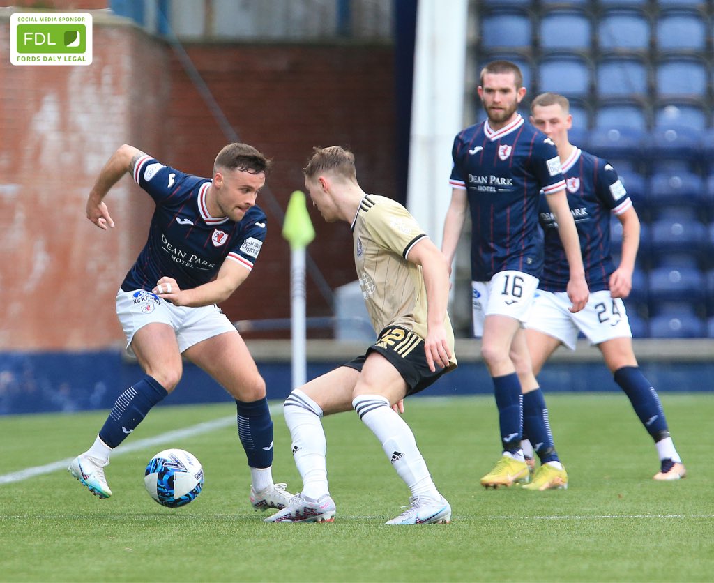 RaithRovers's tweet photo. A top class performance from Lewis on Saturday🔥

2 goals 🎯
1 assist 🅰️
Impeccable work rate 🥵

📸 by @nmurrayphotog &amp; Tony Fimister

#YourRovers https://t.co/BLqoYoblcc