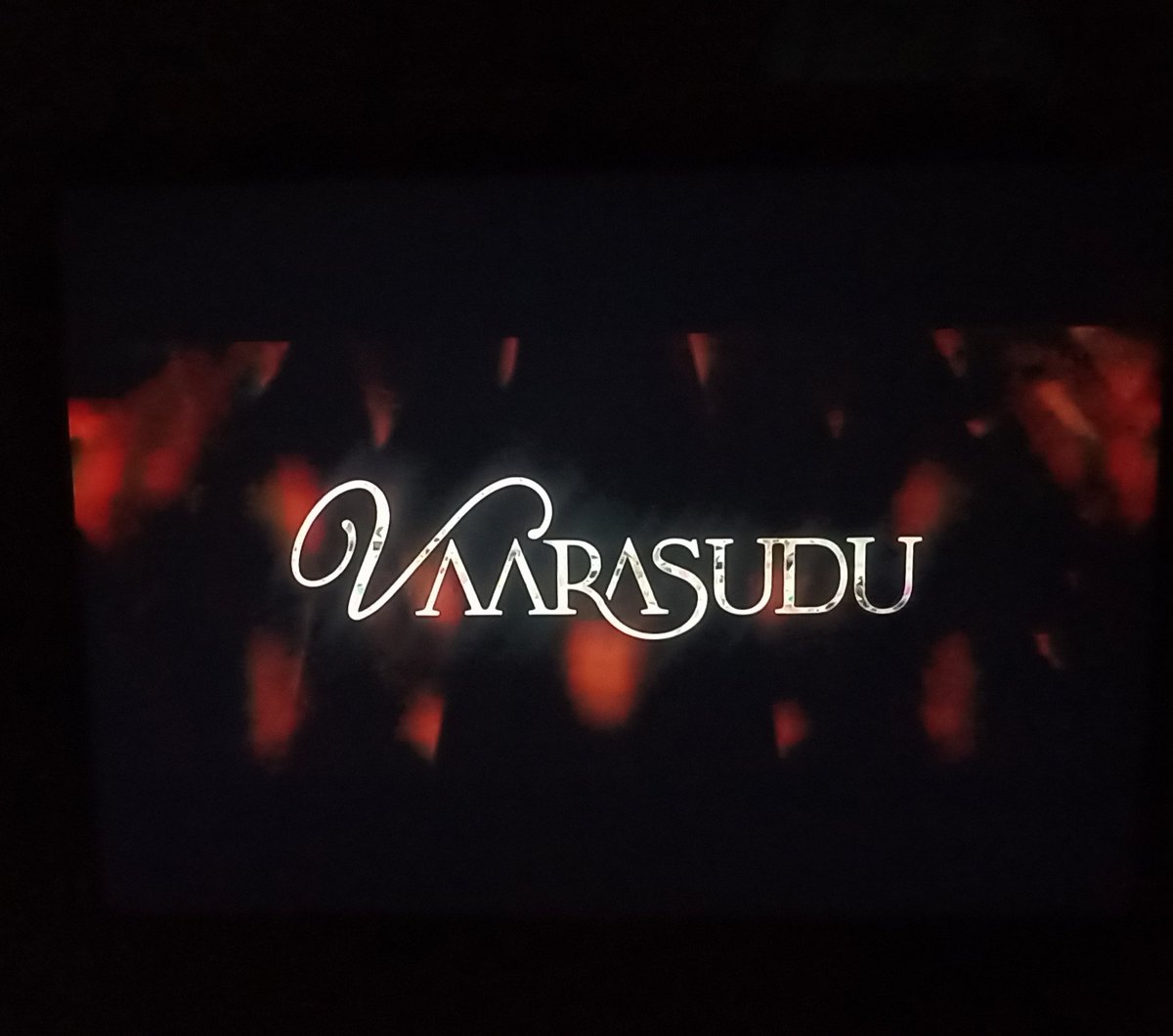 varshu131's tweet photo. Show time: #VaarasuduOnPrime https://t.co/fXnZFcjUC0