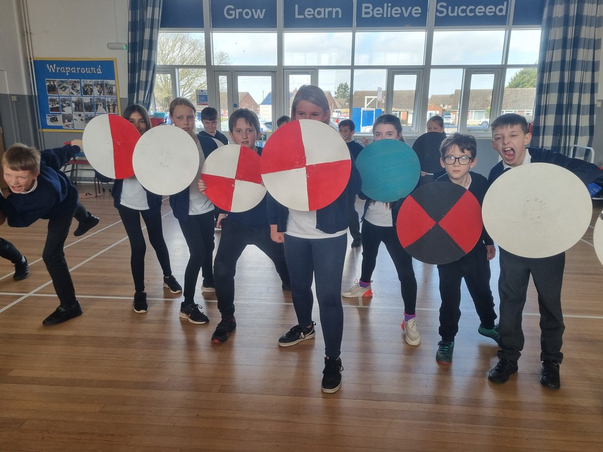 theresavikingin's tweet photo. And we are back at @Fossewayacademy with year 6 today! Look at these young warriors, really getting into character 💪🏼🪓#Vikings #edutwitter #ks2 #History https://t.co/ledqLCP7AV