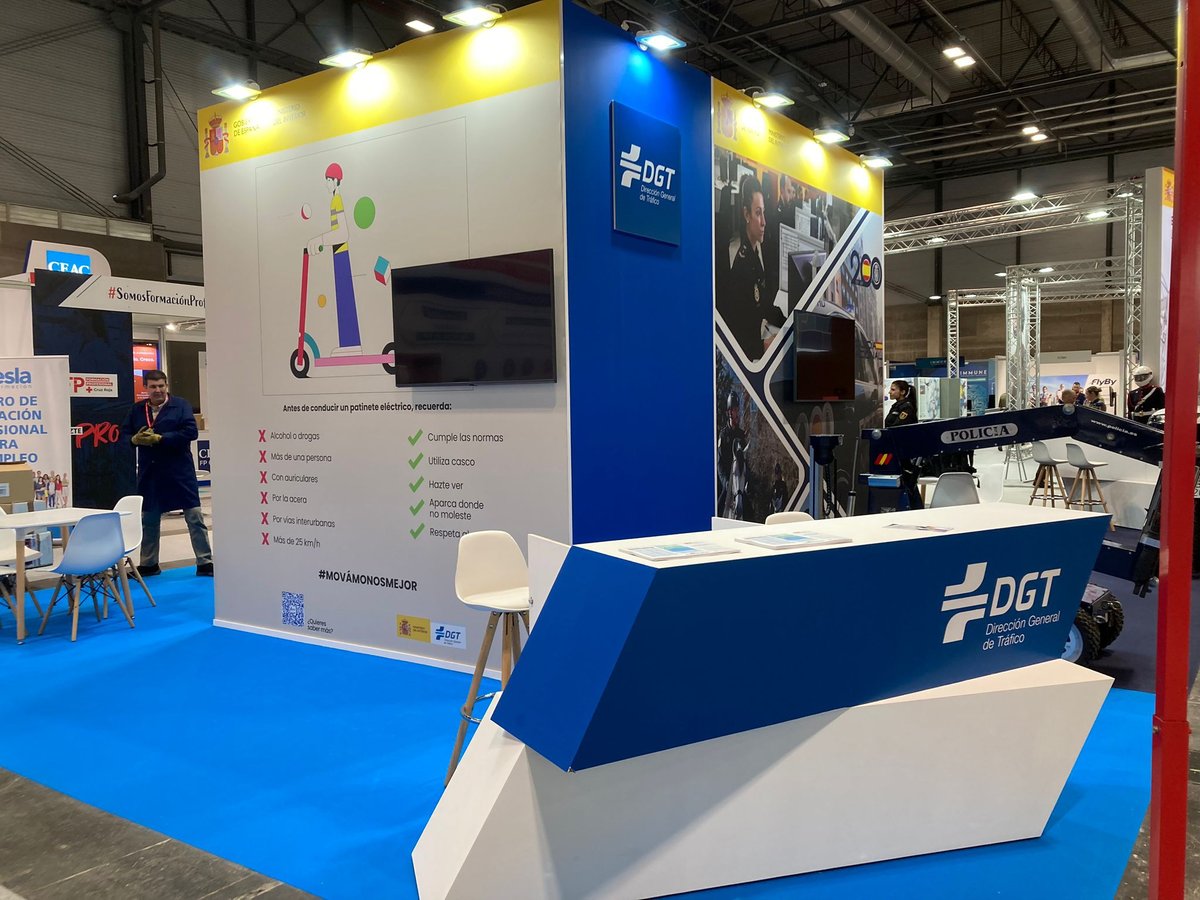 ¡Comienza #AULA2023!

Pásate por el stand #DGT y te darán información, entre otras cosas, sobre el Curso de Técnico Superior en Formación para #movilidad segura y sostenible.

📆 del 22 al 26 de marzo en <a href="/FeriaAula/">AULA</a>  <a href="/IFEMA/">IFEMA MADRID</a> 
 📍Madrid