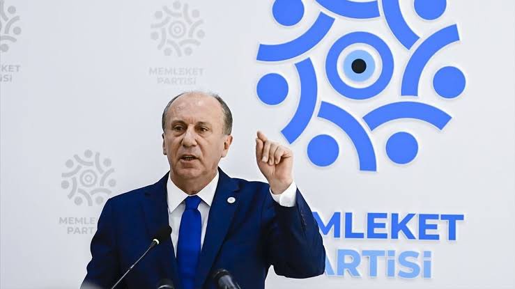 SON DAKİKA 

Memleket Partisi Genel Başkanı Muharrem İnce 100.000 imzayı bularak cumhurbaşkanı adaylığına hak kazandı. Bu noktadan sonra imzaya gerek yok, artık imza verirseniz devlet kurumlarını gereksiz yere meşgul etmekten Muharrem İnce’ye eksi imza yazılacak.