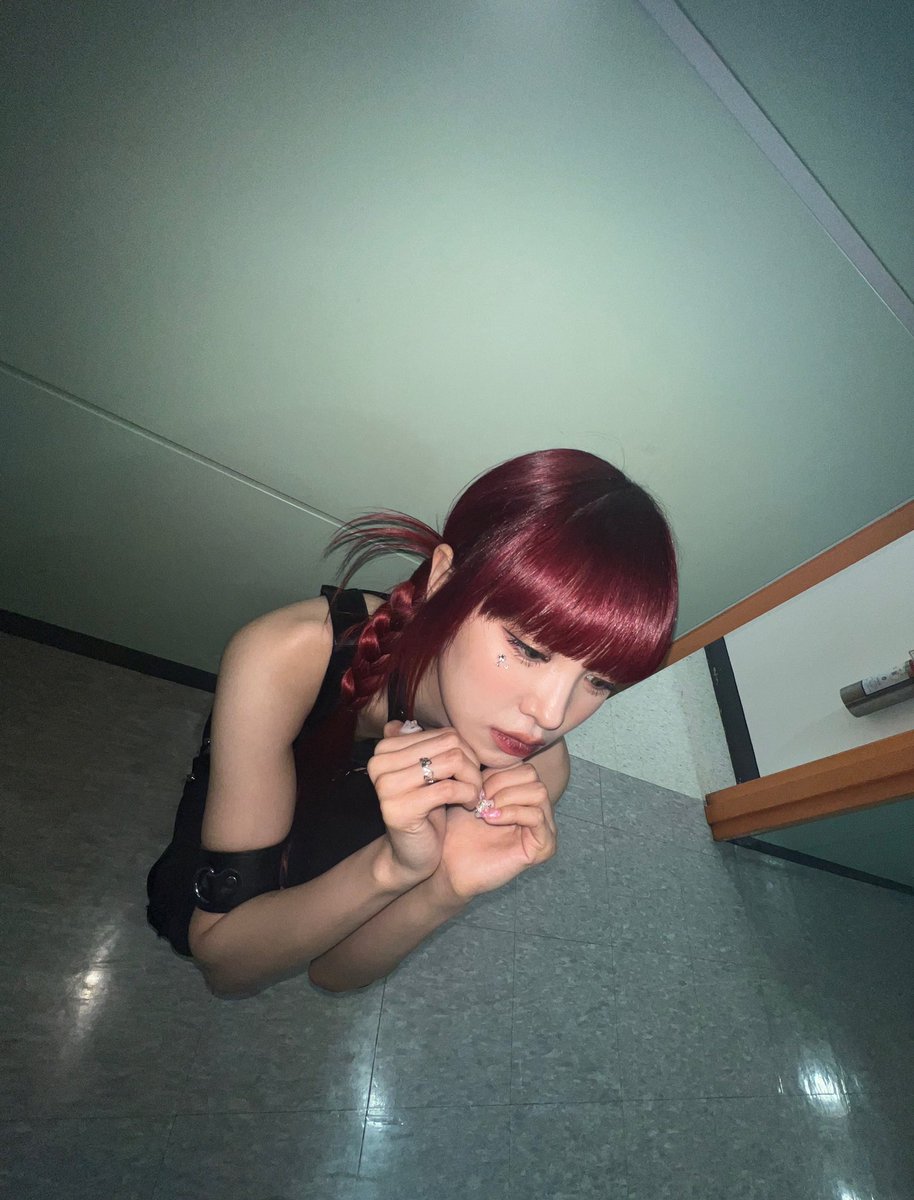 lolafile's tweet photo. 230322 SNS Update

Thank you always 🧡🖤
#ShowChampion #ShowChamp is full of happiness too thanks to Winxy 😚

ʚ #pixy #lola #픽시 #로라 @official_pixy ɞ https://t.co/1fM1J4npZ6
