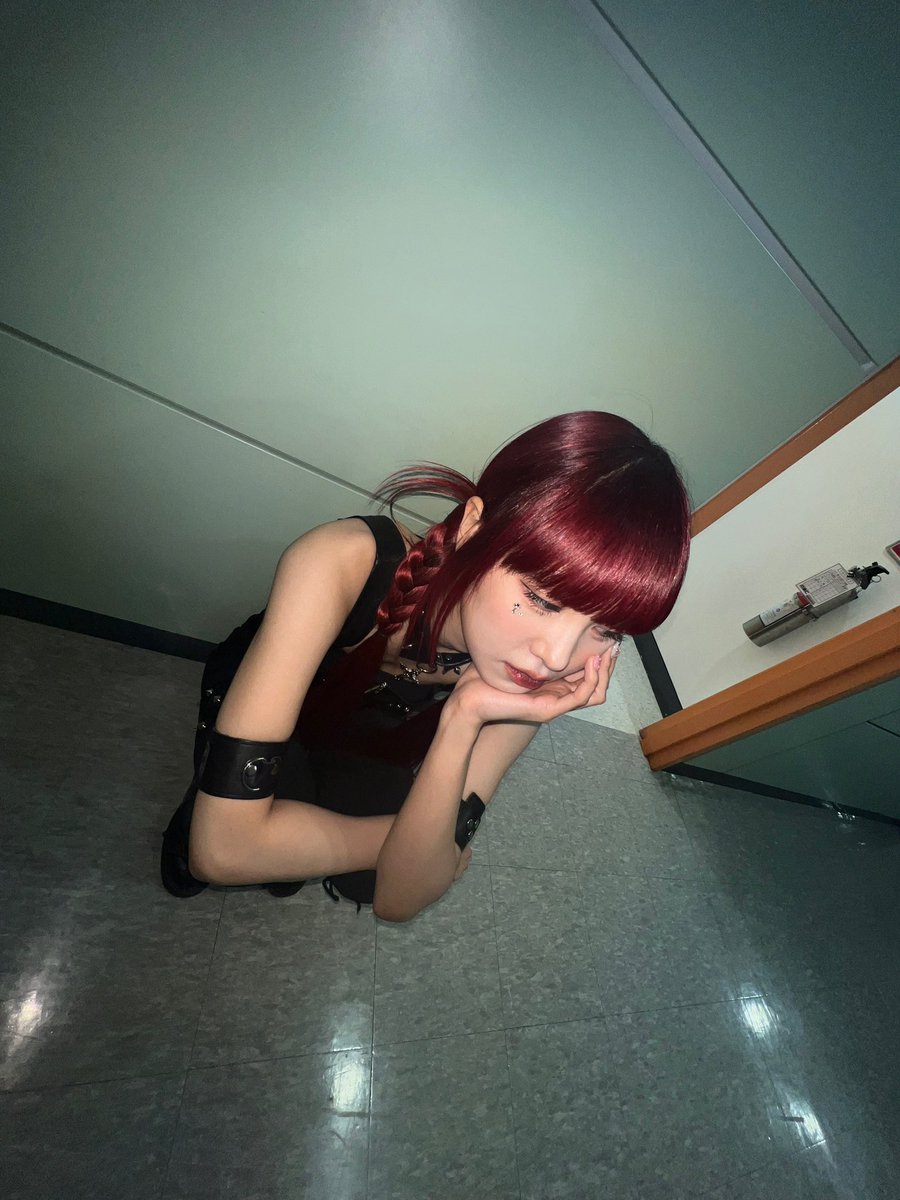 lolafile's tweet photo. 230322 SNS Update

Thank you always 🧡🖤
#ShowChampion #ShowChamp is full of happiness too thanks to Winxy 😚

ʚ #pixy #lola #픽시 #로라 @official_pixy ɞ https://t.co/1fM1J4npZ6