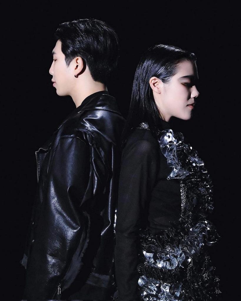 RAPMON_PH's tweet image. [RELEASE]  #SmokeSprite by SoYoon @sleeep__sheeep FT. #BTS #RM @BTS_twt 

YOUTUBE (MV) | youtu.be/7xTQJbkwSfs
SPOTIFY | open.spotify.com/track/5YSkDxmH…
APPLE MUSIC | music.apple.com/us/album/smoke…