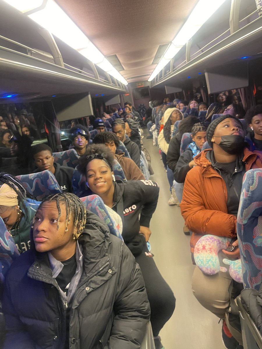 Tia Johnson (@apemjay) on Twitter photo Good morning !!Class of 2024 off to Norfolk State University for a CollegeTour. 5:30 am start. <a href="/FHSPats/">Friendly HS Patriots</a> Good morning !!Class of 2024 off to Norfolk State University for a CollegeTour. 5:30 am start. <a href="/FHSPats/">Friendly HS Patriots</a>
