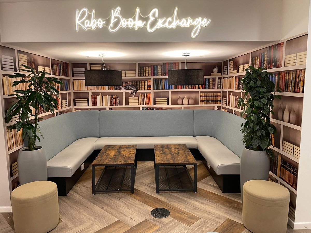 Book exchange corner created for a client in London. 
#officeinteriors #officefitout #officerefurbishment #commericalfitout #eduction #reception #southeast #london #surrey #constructionindustry  #electrical #lighting #led #floorboxes #datacabling #neonsigns #featurewall