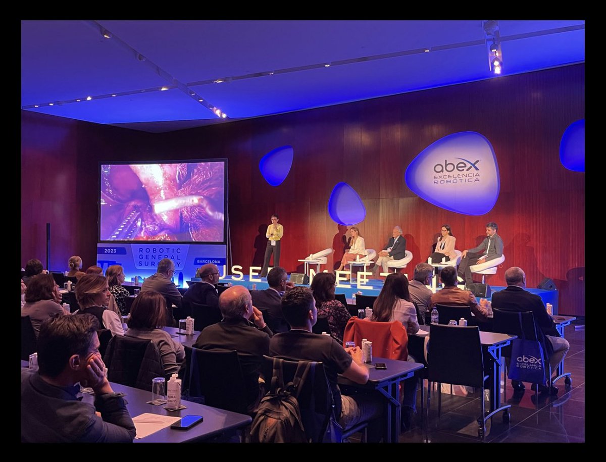 DrdelCastillo10's tweet photo. El presente de la Esofagectomía es robótica. 1er ABEX User Meeting de Cirugía General en España. Evidencias y certezas, a cargo de los primeros grupos españoles de Cirugía Robótica. #AUMCG2023 @HULPSurgery @HULPSurgeryRes https://t.co/KCYqGTlhtP