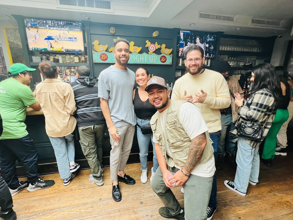 Sharethrough tweet media