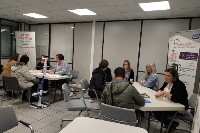 📣Hier #poleemploi de #Seclin a organisé une session de #recrutement dans les locaux de la CCPC pour Préparation Opérationnelle à l’Embauche Auxiliaire de Vie aux Familles👩‍🦽🛏️avec ADCOI Formation en partenariat avec l’ANASOPEM.
➡️ 3 candidats entreront en immersions prochainement