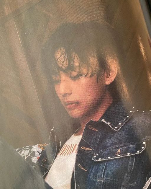 Wearetheproof7's tweet photo. Kim Taehyung is an Art 😍
Every Detail ❤️‍🔥
#KimTaehyung #thv https://t.co/U5yeYWvikm
