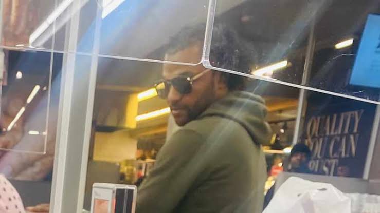 Am_Blujay's tweet photo. According to GroundUp news last year on the 11th of June 2022, a prison warder at Mangaung Correctional Center sent an email to the Deputy Minister of Correctional Services, Phathekile Holomisa informing him that Thabo Bester was alive &amp; was assisted to escape ,was never replied https://t.co/LQlSEGuAL5
