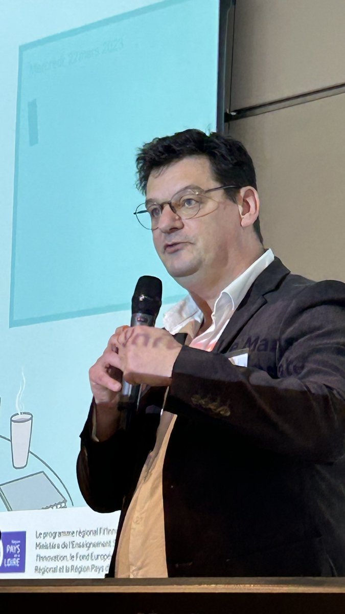 Journée #edtech : ouverture de la conférence par Gérald Billard, VP Recherche <a href="/LeMansUniv/">Le Mans Université</a> qui évoque l'importance de la science ouverte pour l'université et l'impact des travaux du LIUM sur la communauté éducative