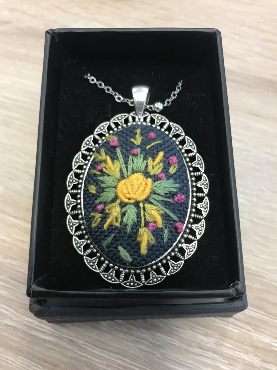 What a fantastic token of appreciation of one of the students @tias for my training on #entrepreneurship. necklace with hand embroidered Kurdish pendant! I am speechless... Big thanks! #entrepreneurshiptraining #entrepreneurship