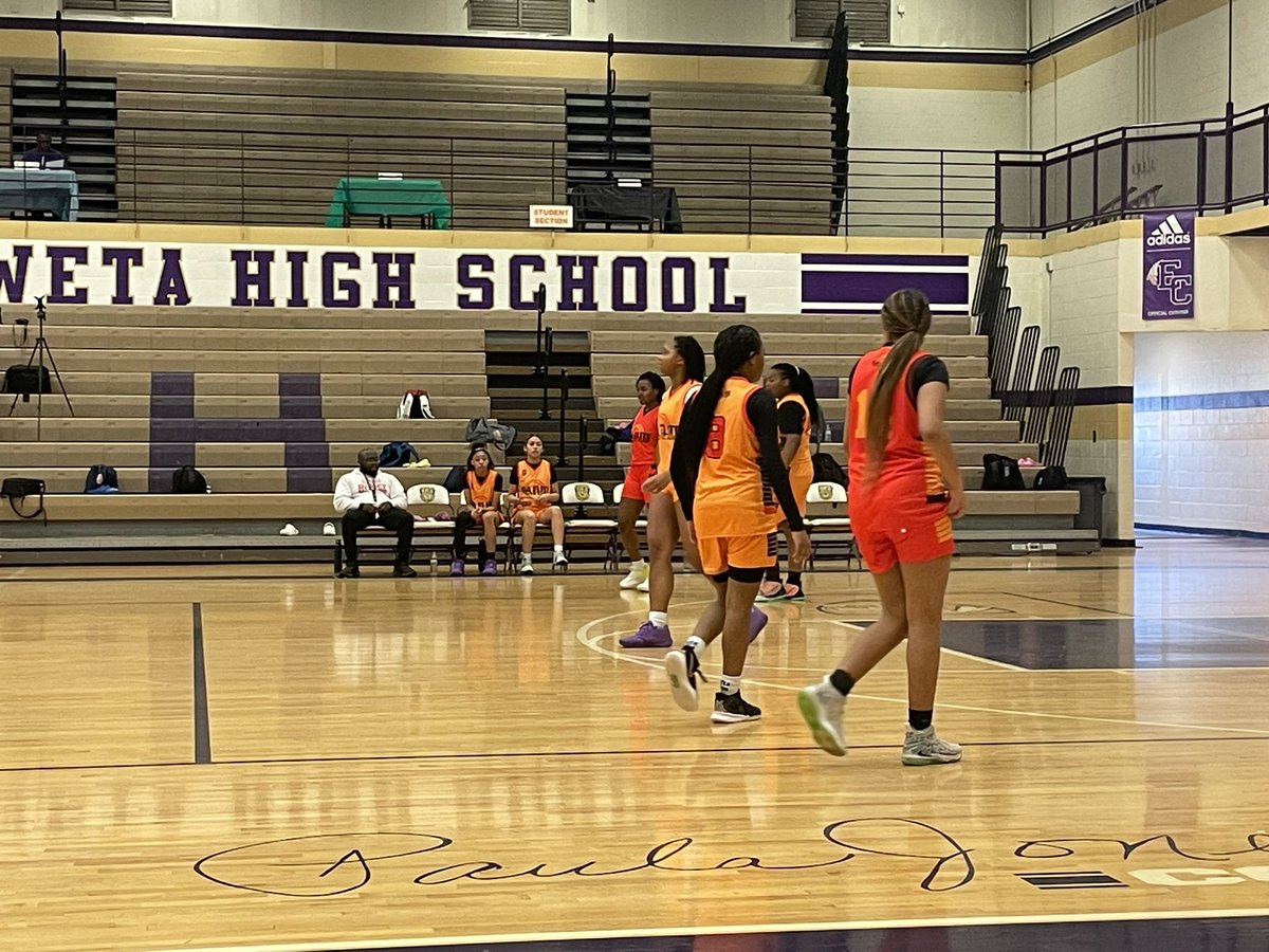 Mannayouth2013's tweet photo. Destiny and Myia played in the Ga Elite Showcase Sunday. They played with the upperclassman and we’re the 2 youngest girls playing. They did amazing 🤞👏💙 Can’t wait for their freshman year 🔥🥇#KeepWorkingLadies @TrustGod0824 @lgscouting @DestinyColquitt @GeorgeJamyia https://t.co/30P3hEcFh3