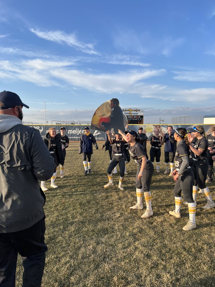 Rock Valley College Softball tweet media