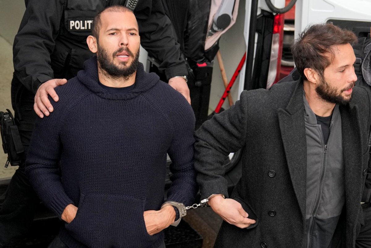 ReachMorpheuss's tweet image. BREAKING

Despite the lack of evidence against the Tate brothers.

They will remain in jail for 30 more days.

The decision can be appealed.