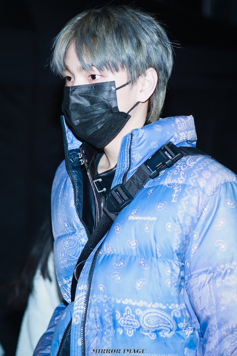 mirrorI808's tweet photo. 피크타임

#LEEKANGSUNG #이강성 
#GHOST9 #고스트나인 #14시 https://t.co/iFdWwSWWFK