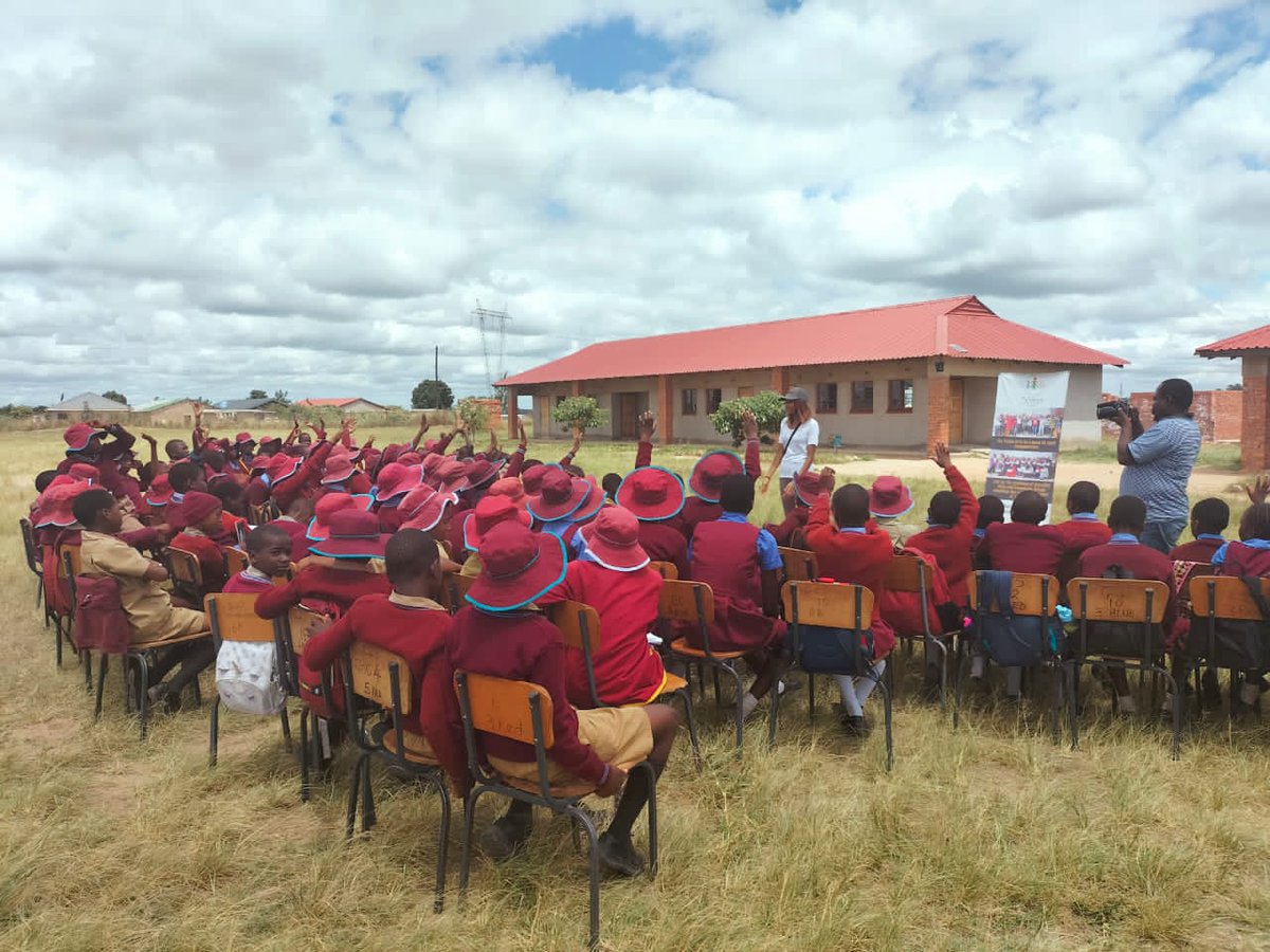 More great news from Zimbabwe! The Cavandish Junior School in Mabvuku held a Time for Tea session to openly discuss the problem of drug abuse. A consensus was reached to establish a drug club in which they will recruit students to educate and raise awareness of the issue.