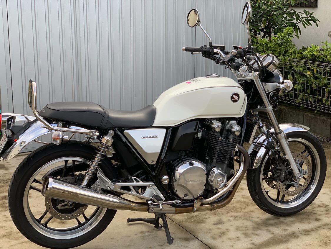 SeatBob's tweet photo. CB1100(SC65)テール20cm高K0タイプアンコ抜きシートを購入して頂いたお客様からお写真を頂きました😄
シートを変えただけでイメージがガラッと変わるのがよく分かりますね😄
シートの役割は座る物だけでなくデザインにも大きな影響を与えるパーツです✨
03-6423-1360
https://t.co/Edf8BYCLhZ
#cb1100 https://t.co/Jcx73U3W2D