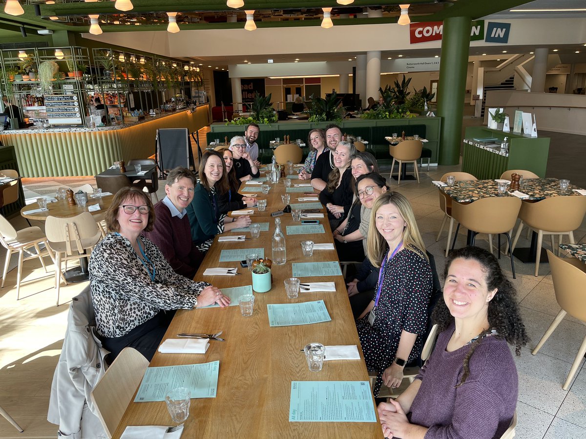 Great to break bread with @MonashUni colleagues @warwickarts. We’ve been sharing inspiring ideas and exploring new #highereducation opportunities. Back to work 🧑‍🎓