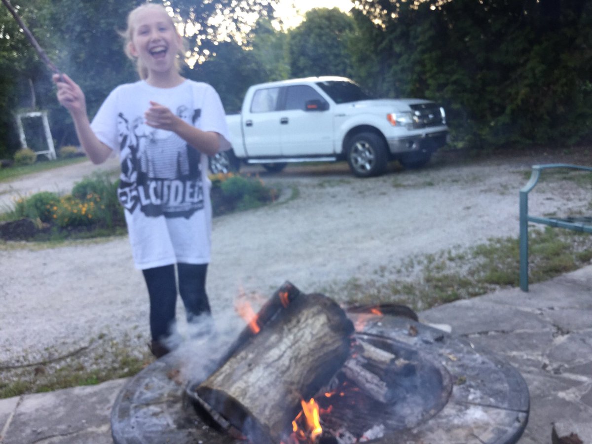 LarryMillerMP's tweet photo. Our baby girl (Chesney) aka our oldest granddaughter has had a great year She caught her 1st salmon, she got her 1st deer last fall, she’s going to graduate from high school in June & today she turns 18 Happy birthday kiddo from Grammy & Grumpa xoxoxo @ForDarlin #keepinsmiling https://t.co/pi0HGDnO9q
