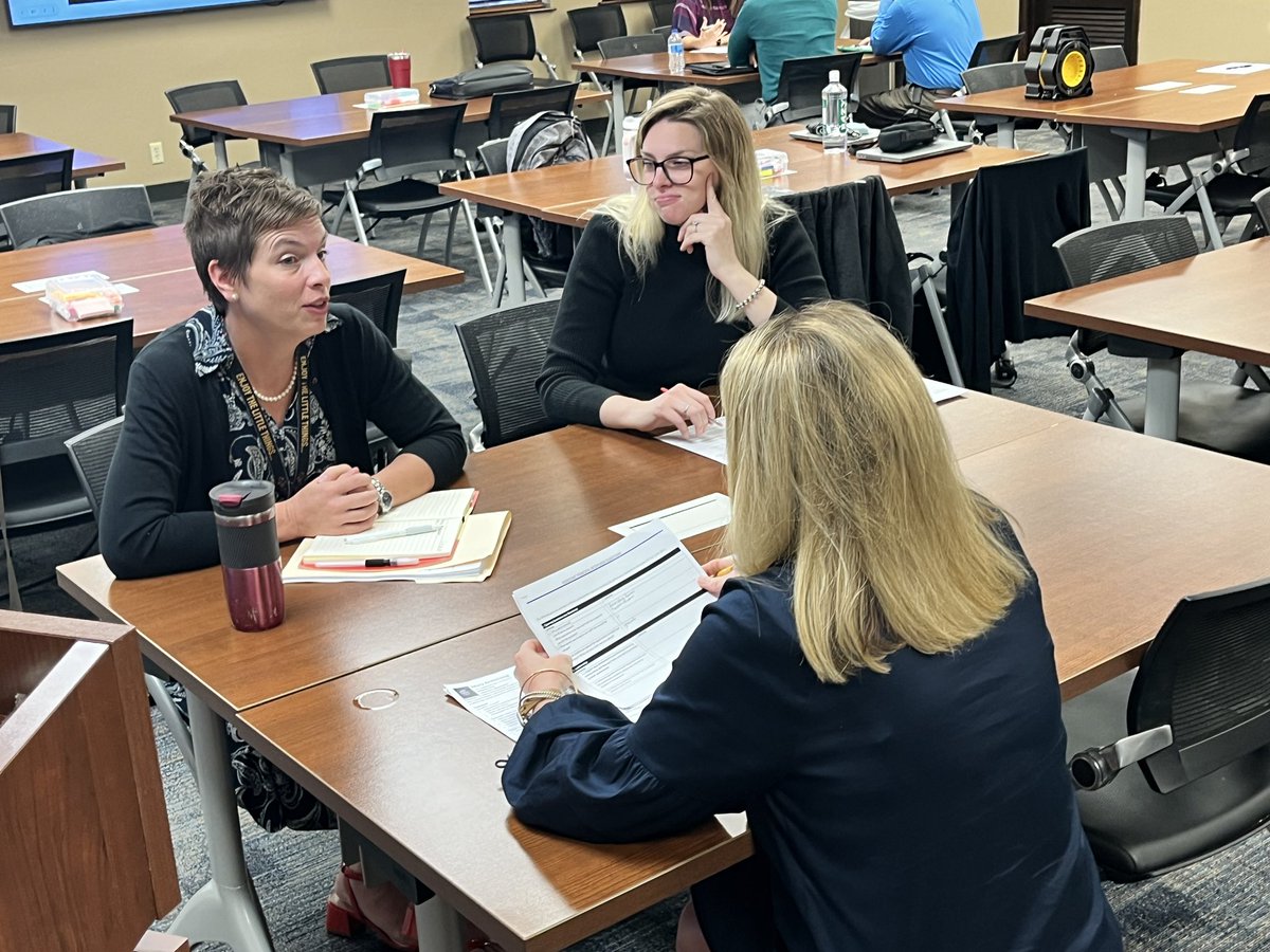 Our #AspiringAdministrators are participating in #MockInterviews this morning ⭐️ #growyourown #BISDpride #BeConnected @richard_yoes