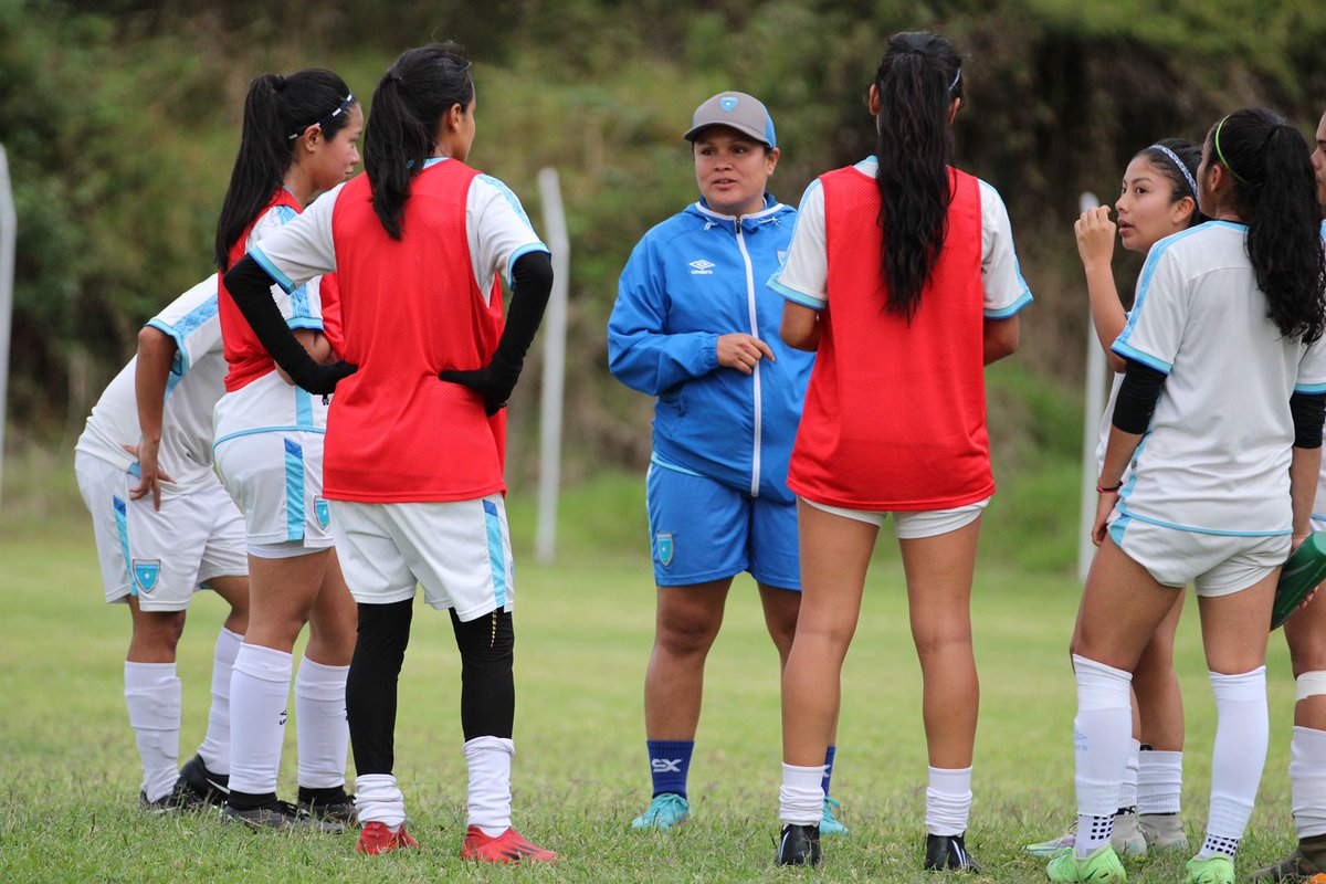 fedefut_oficial's tweet image. #SeleSub20Fem continúa su preparación con miras a su competencia oficial, bajo la dirección técnica de la Directora Técnica, Gloria Aguilar.

🇬🇹💙⚽️ #VamosGuate #Modos elección