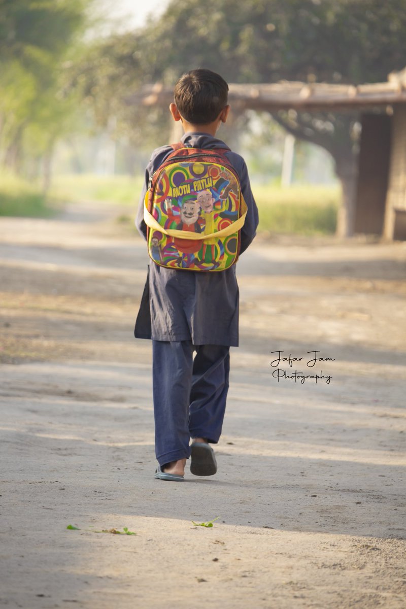 JafarJam2's tweet photo. School Time
Canon 700d 55-250mm
#nuts_about_birds
#birdphotographersofindia
#birdsphotography
#wildlifephotography
#birdsofindiansubcontinent
#bird
#birdsofinstagram
#birdpics
#nuts_about_birds
#wildlifeperfection
#birds_adored
#nature_worldwide_bird https://t.co/Le8o9GgOEj