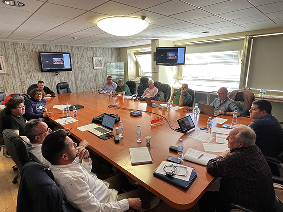 UGT_FICA's tweet photo. 🔵Reunión de coordinación de UGT FICA en Navantia

👉https://t.co/340AOZNNXR
@UgtNavSFdo https://t.co/hH1PmnO0o0