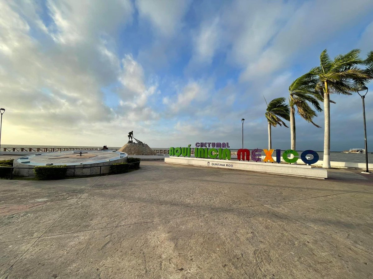 <a href="/MaraLezama/">Mara Lezama</a> <a href="/CAPAQRoo/">CAPA Quintana Roo 💧</a> La Capital del Estado #Chetumal ... Es atendida con obras y acciones que satisfacen añejas demandas sociales y modernizan su infraestructura . #QuintanaRooPrimero En horabuena queridos paisanos... <a href="/mapachestec/">@MAPACHESTec</a>