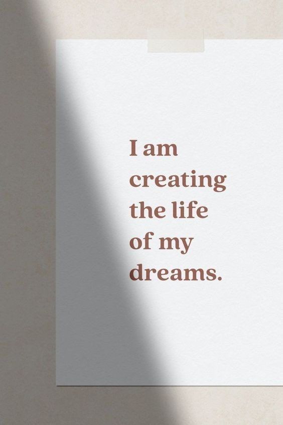 probioticbody's tweet photo. Allow yourself to think in possibilities, not limitations;  ignore societal comparisons; be present; and spend time with those that lift you up.

Create the life of your dreams! 💖

#DreamBig #PositiveThinking #BetterBeauty #ForYouBeauty https://t.co/bKu7dPvh24