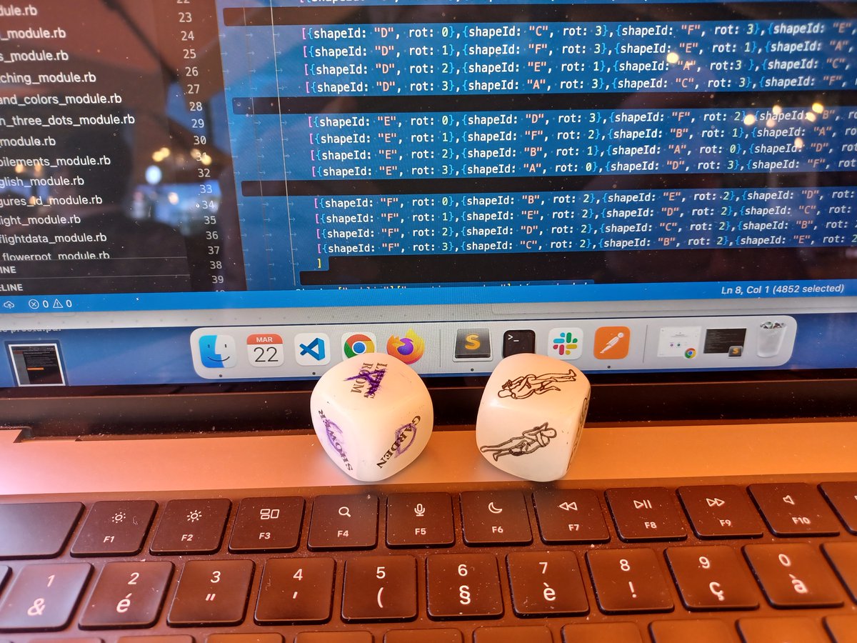 Pilotest_com's tweet photo. L'idéal pour coder le nouveau test des cubes en 3D #ENAC #psy1 #AirFrance #avgeek #selectioncadetsAF #CadetsAF, c'est d'avoir un modèle pour visualiser la rotation de chacune des faces :-) https://t.co/xaai048yta