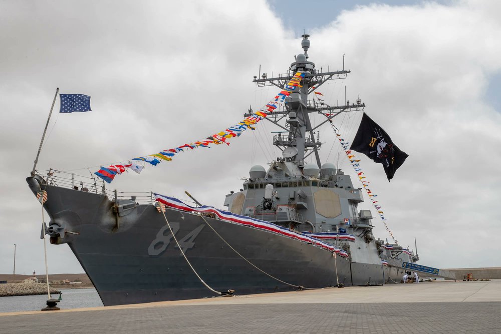 USNavyEurope's tweet photo. We're having a fine Navy day!
We took our partners from 38 nations aboard USS Bulkeley (DDG 84) for a ship tour during #AMFS23.
Thank you to the crew of Bulkeley for setting the standard and impressing maritime leaders from around the world ๐ with your professionalism. #Hooyah https://t.co/1KEZEz2gRU