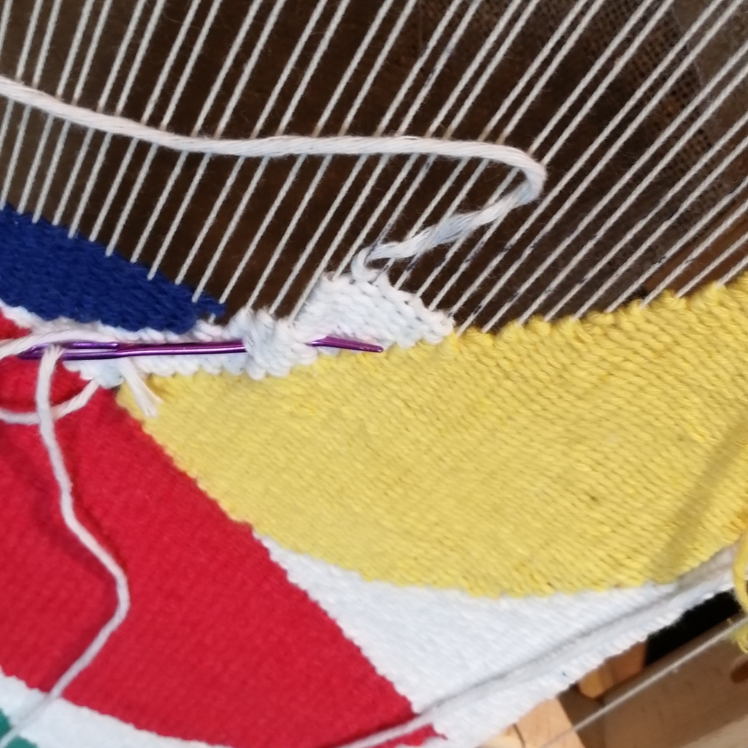 This piece here has been finished... and then undone... this is take 2...

I shared last week how this piece has been a mammoth challenge, with everything from using a new warp, to trying to master shapes... at an angle and at the largest scale I have ever tried... 

I had comple