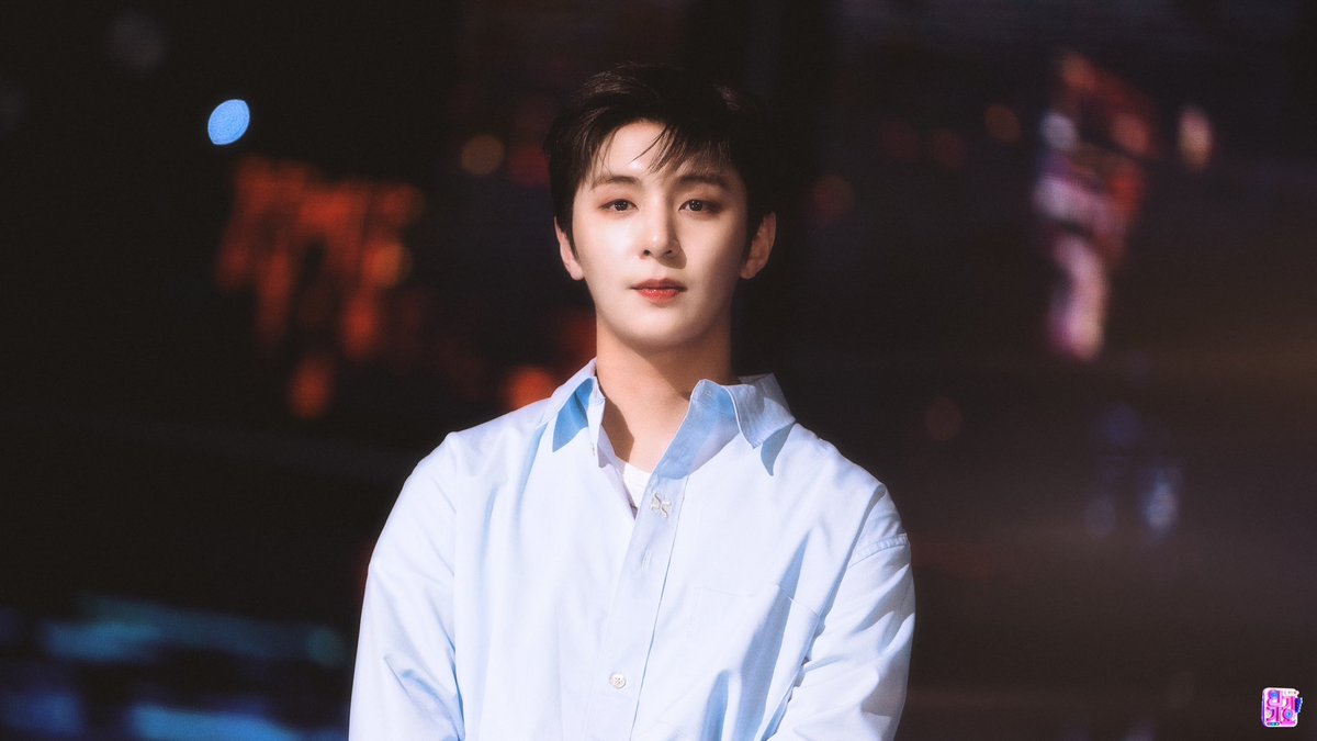 GNCD_Thailand17's tweet photo. 📸230319 Inkigayo #photoStage
เราอยู่บนสวรรค์หรือเปล่านะ..🎧❔
รู้สึกว่าได้ยินเสียงของเทวดา•••
เขาเป็นกระต่าย🐰ที่แสนพิเศษเลย🐰ไม่ใช่หรือครับ🥺🫶🏻
🔗 https://t.co/Tx5DnS29pe
#인기가요 #inkigayo #와이 #Y #바람이라면 #골든차일드 #GoldenChild @GoldenChild https://t.co/XrNXunt0Il
