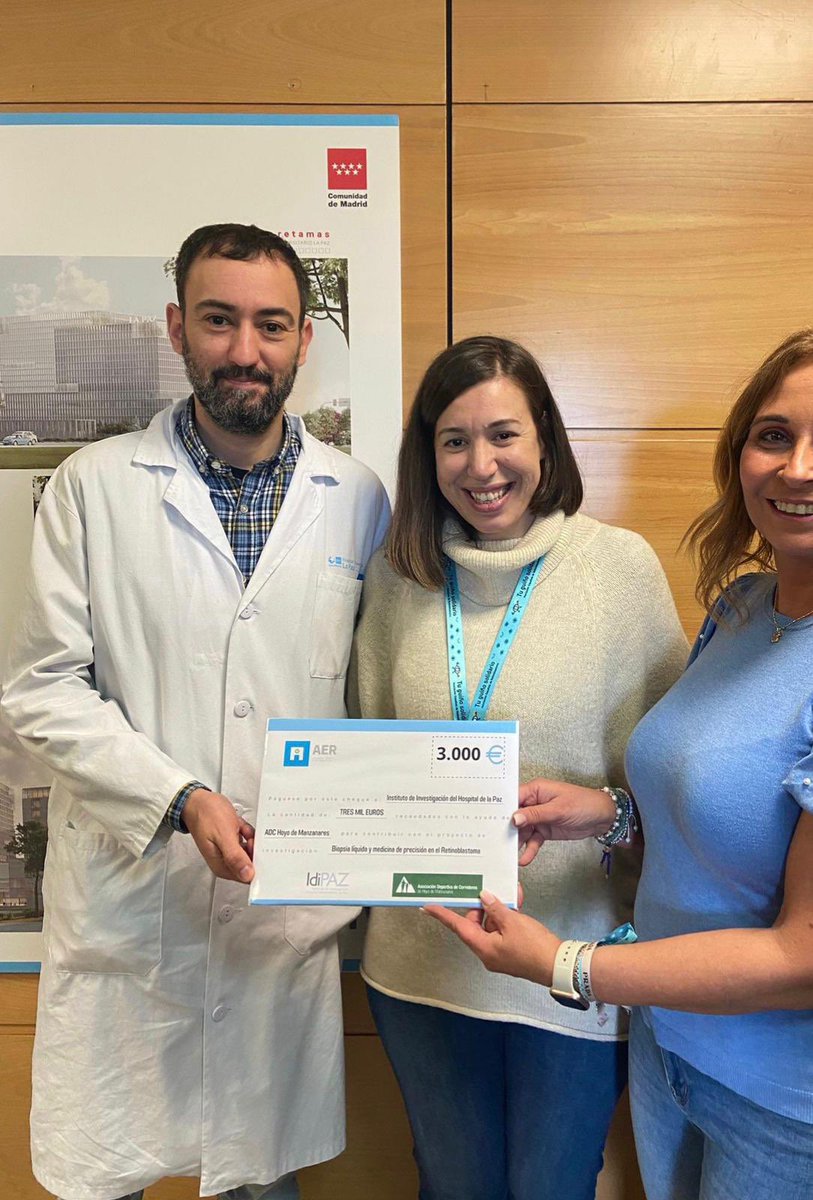 _AER_es's tweet photo. Bienvenida Primavera 🌼🌸🌺
Seguimos en AER apostando por la #investigacion para saber más del #retinoblastoma
Un nuevo cheque para @IdipazScience y su equipo @adeesclop @ELCOLLAZO @MinguiJordi https://t.co/3BVppZ5bMO