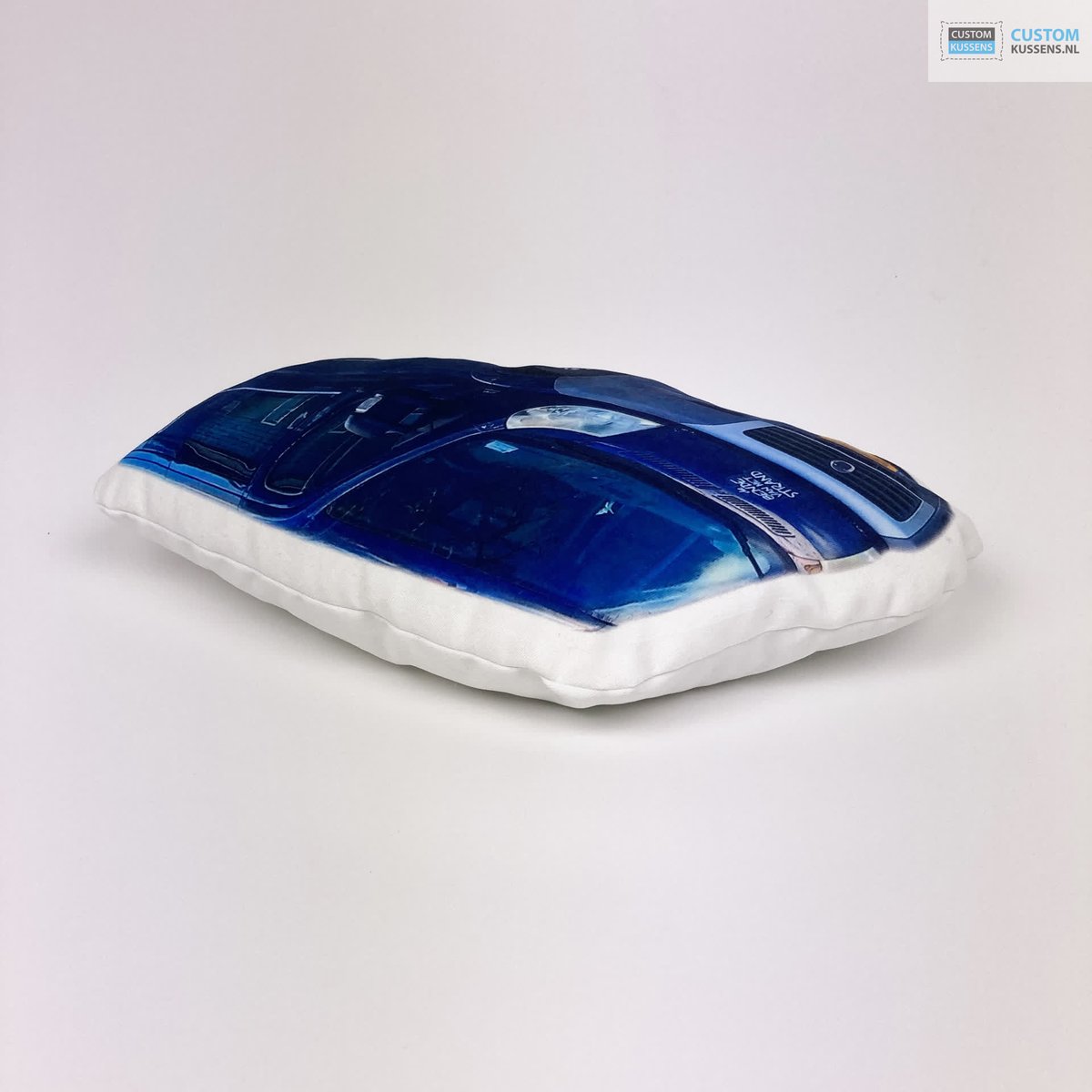 CustomKussens's tweet photo. Kussen van een auto laten maken? >> https://t.co/3DJgONVbR2
#CustomKussens #Kussens #Decoratie #Auto #Autoliefhebbers #Autonl #Autosport #Autozine #Carmeetsnl #Carmeetsnederland #Carspottingnl #Carspottingnederland #Supercarsnl https://t.co/51WX0sYXf3