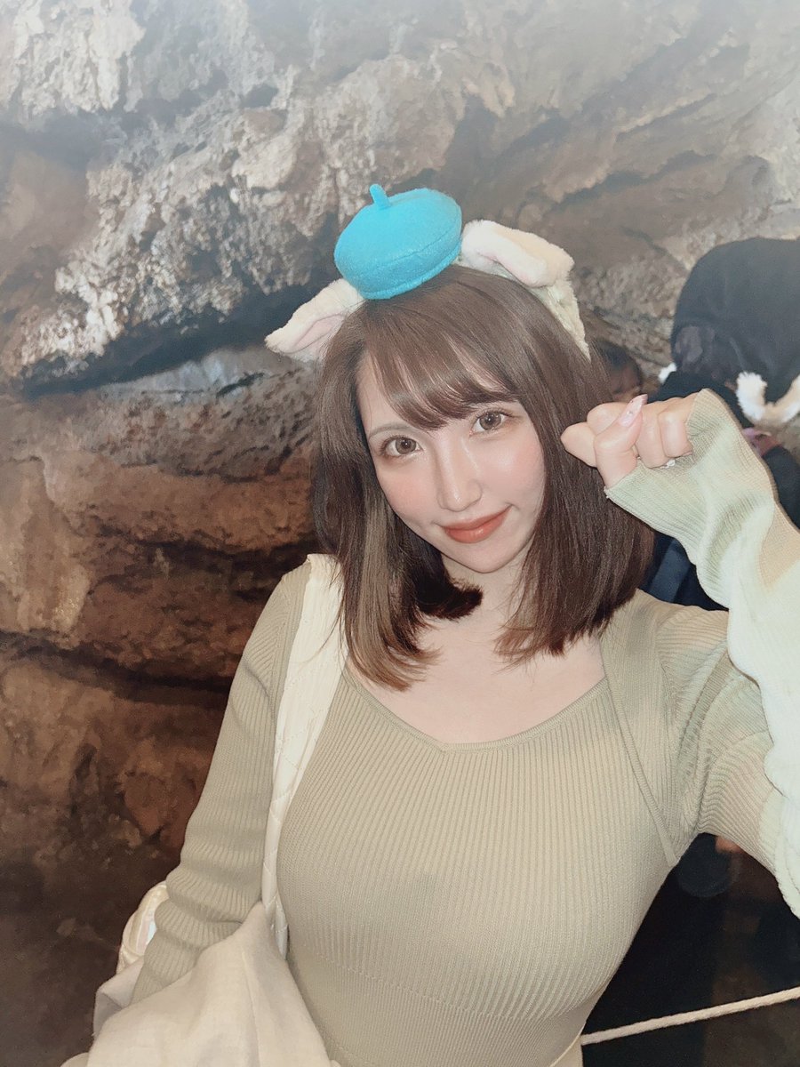 3/23
📝ピンポイント予報
✅アビバ関内
📈ぱちジャッチ #シーナ さん来店
📈鉄カバ🤡
👉4列以上ボーダー越え
エヴァ・大海・地獄少女・シティーハンターの
ボーダー越えを狙おう‼
打つなら鉄板のエヴァかな😋
👉ジャグ10%以上⑤⑥
並びとかもにも注意👀✨