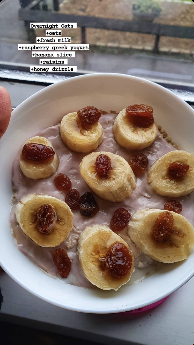 Kalau nak sahur kenyang lama &amp; badan tak lembik, please makan overnight oats!

I dah amalkan since 2019.

Masa pregnant &amp; menyusu semua i makan overnight oats.

Meh i share resepi nak buat overnight sedap: