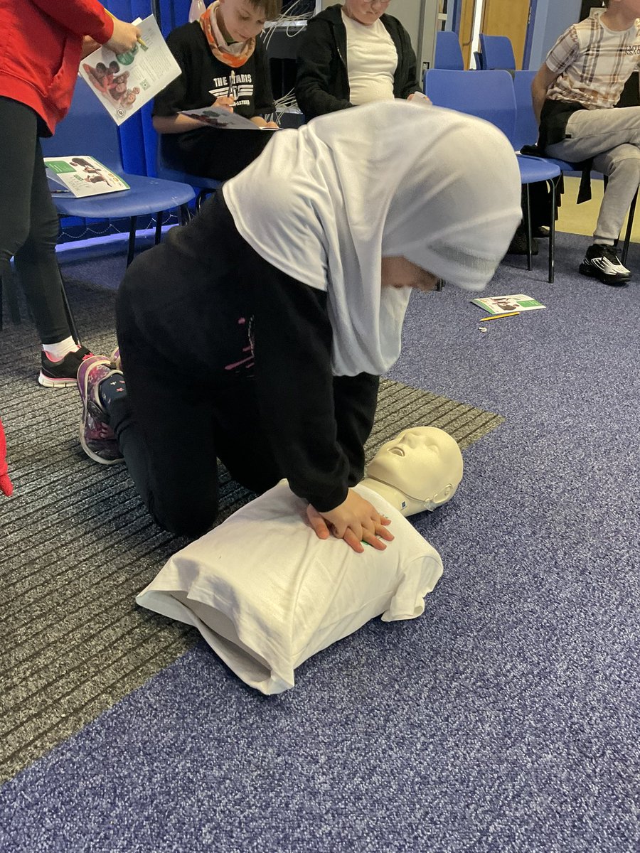 Year 5 have loved doing some hands-on first aid practice with <a href="/mini_peak/">Mini First Aid High Peak, Tameside and Oldham</a> 🚑