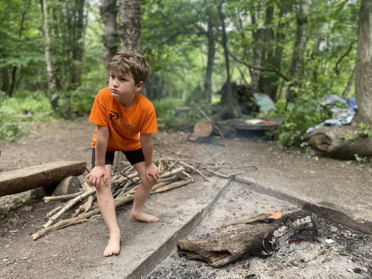 BigHatBushcamp's tweet photo. Time to re-wild.
Our holiday club, 10-14 April will cover firelighting, campfire cooking, storytelling, stealth games, and woodworking.

Location: Lyne, Chertsey 
Age: 7+
Cost: £200/ £180 for multiple kids (includes lunch)
Email: info@bighatbushcamp.co.uk
Telephone: 07957 184341 https://t.co/2k4wSeNUkd