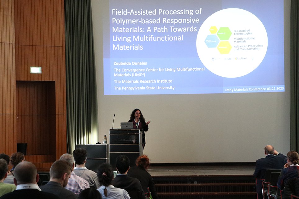 livMatS (@livmats_unifr) on Twitter photo The second day of #LMS2023 conference <a href="/UniFreiburg/">Universität Freiburg</a> started off with beautiful spring weather and the Plenary Talk of Prof. Zoubeida Ounaies <a href="/zounaies/">zoubeida</a> of <a href="/penn_state/">Penn State</a> & <a href="/LiMC2_PennState/">Center for Living Multifunctional Material Systems</a> on #polymer-based responsive #materials. The second day of #LMS2023 conference <a href="/UniFreiburg/">Universität Freiburg</a> started off with beautiful spring weather and the Plenary Talk of Prof. Zoubeida Ounaies <a href="/zounaies/">zoubeida</a> of <a href="/penn_state/">Penn State</a> & <a href="/LiMC2_PennState/">Center for Living Multifunctional Material Systems</a> on #polymer-based responsive #materials.