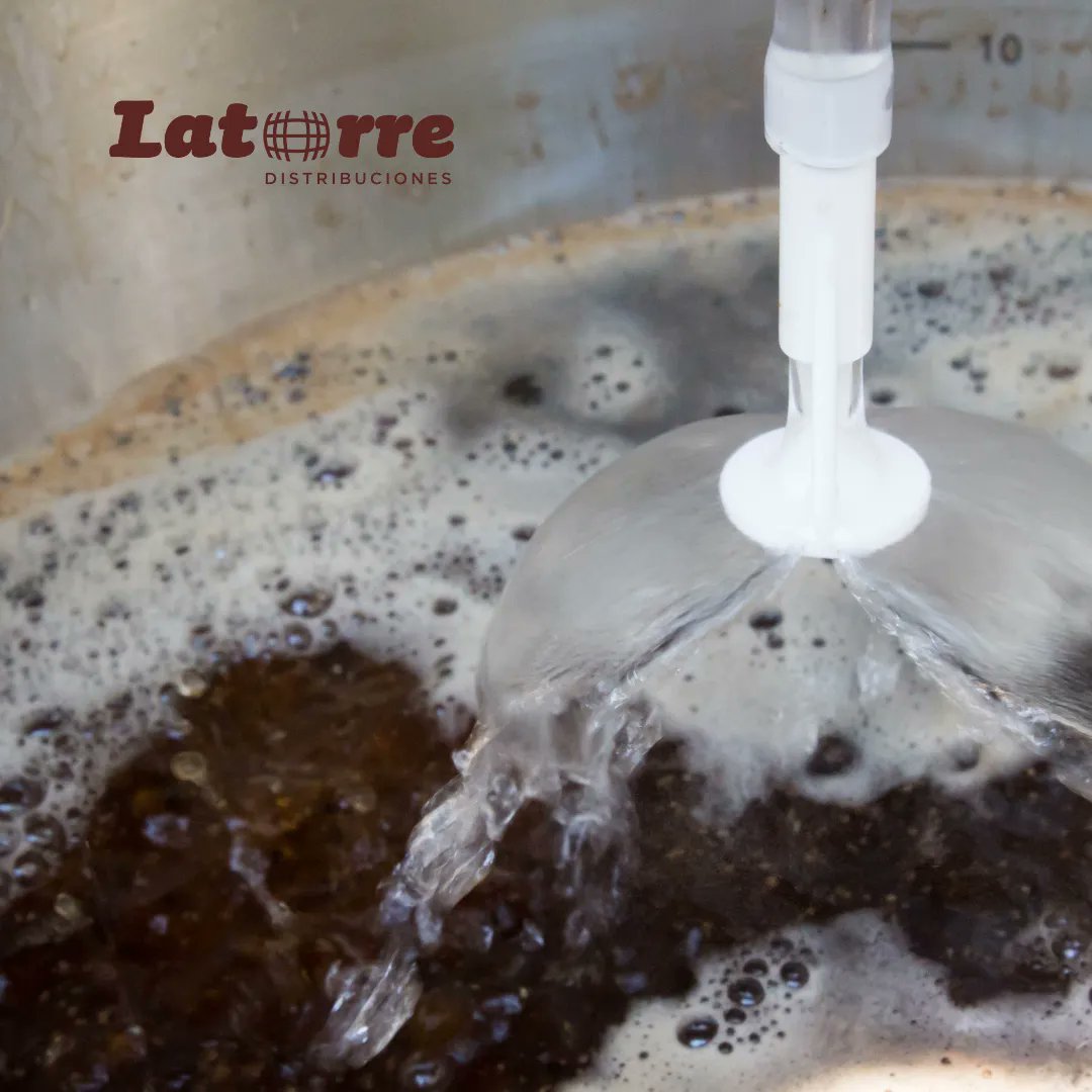 💦¡Feliz #DíaMundialDelAgua!
➡️¿Sabías que el agua es uno de los ingredientes fundamentales para producir bebidas alcohólicas?
🥃El ron es básicamente agua con azúcar y melaza, el bourbon es malta, maíz y agua y la cerveza es un 85% agua
#DistribucionesLatorre #Jaén #Hostelería