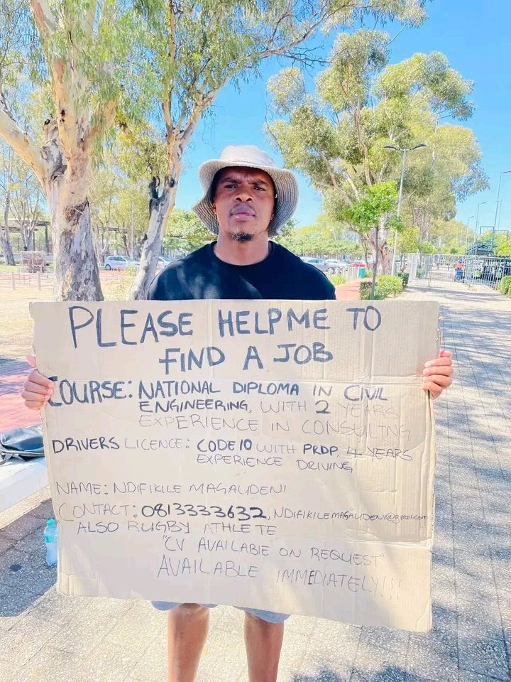 Havana_Bloom's tweet photo. Please Help him find a job 🥺 https://t.co/rXJj0MLCyl