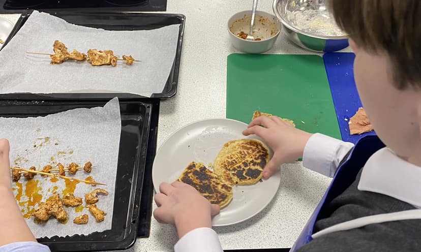 'I've never cooked fish' ... #FishHeroes students across the UK continue to show their fab fish food skills! What will they cook next? #fishisthedish @AlaskaSeafoodUK @alaska_seafood @FoodTCentre @HeroesFish @FishmongersCo